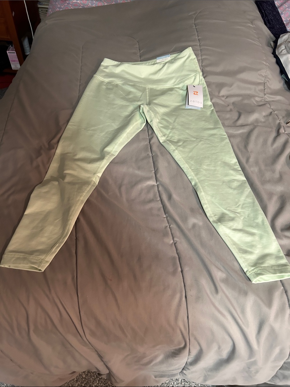 ZELOS Crisp Green High-Rise Women's 7/8ths Leggings